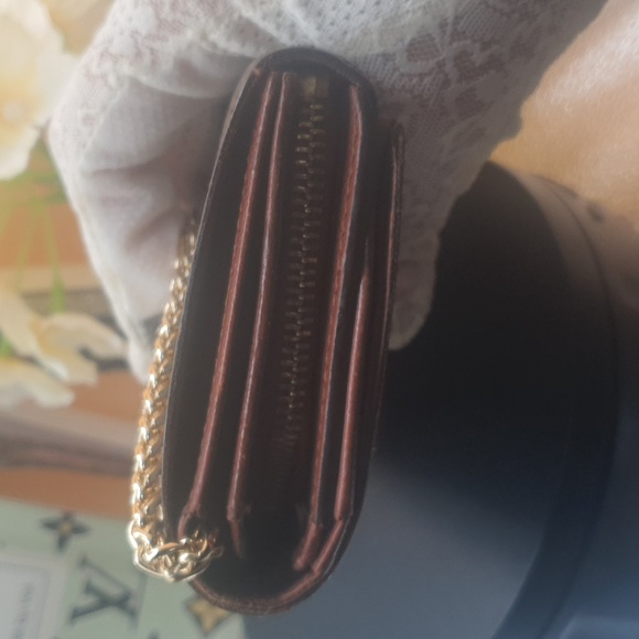 Auth🏵 Louis vuitton Monogram Porte Monnaie Billets Tresor Wallet -GUC - Picture 14 of 17